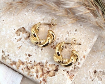 18k gold small twisted gold hoops , chubby gold stainless steel hoop earrings , organic gold hoops , waterproof tarnish free gold hoops , uk