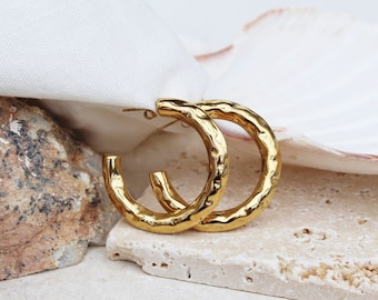 Large chunky organic gold hoops , 14k hammered gold hoops , thick gold hoops , statement gold hoop , lightweight chunky gold hoops