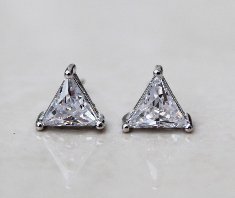 MoAndy S925 Sterling Silver Stud Earrings for Girls Women Cubic Zirconia