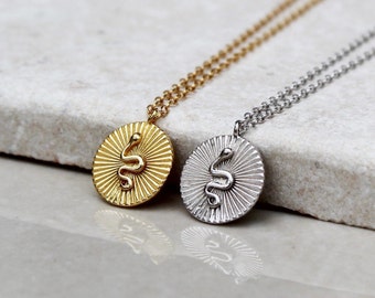 Dainty gold layer pendant , small gold vermeil pendant necklace , simple gold pendant , modern statement pendant , gold charm necklace , uk