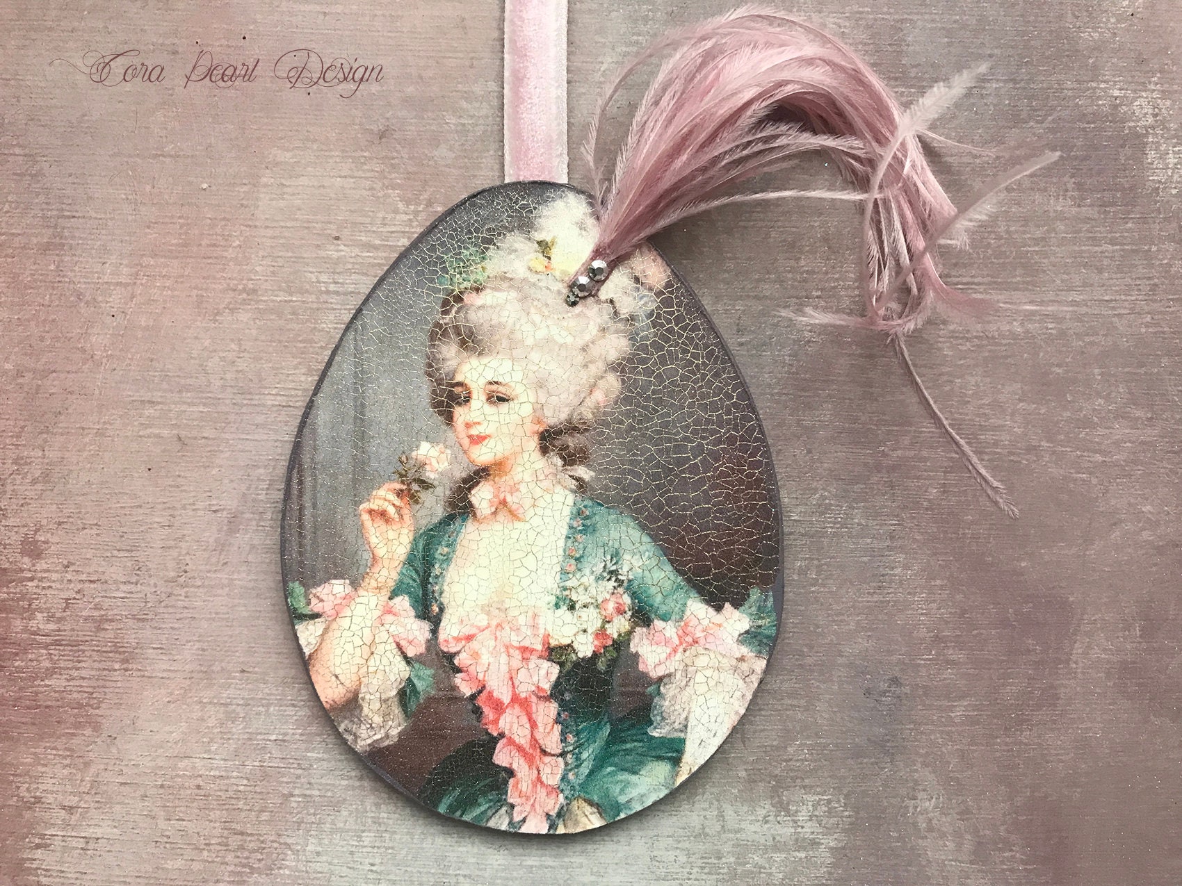 Marie Antoinette Egg with Monogram | cat-arzyna-shop