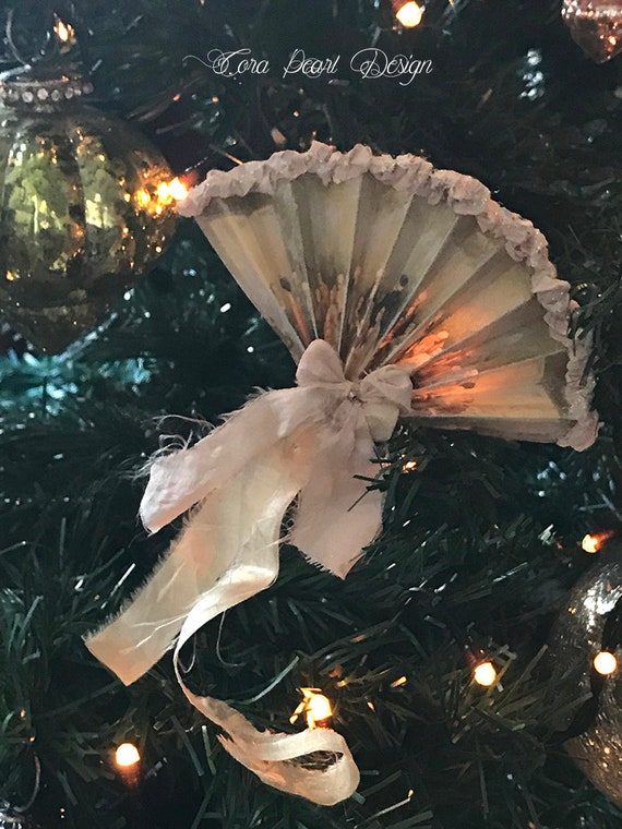 Fleur De Lis Marie Antoinette Ornament/Decor