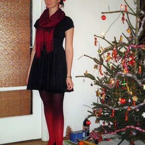 Ombre tights for women red-black, gift for mom, opaque gradient pantyhose for Christmas image 5