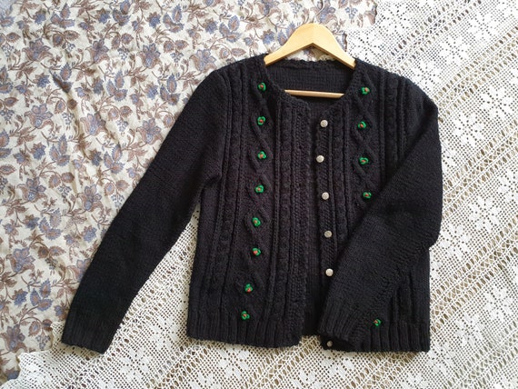 1970s hand made embroidered  Austrian wool cardig… - image 3