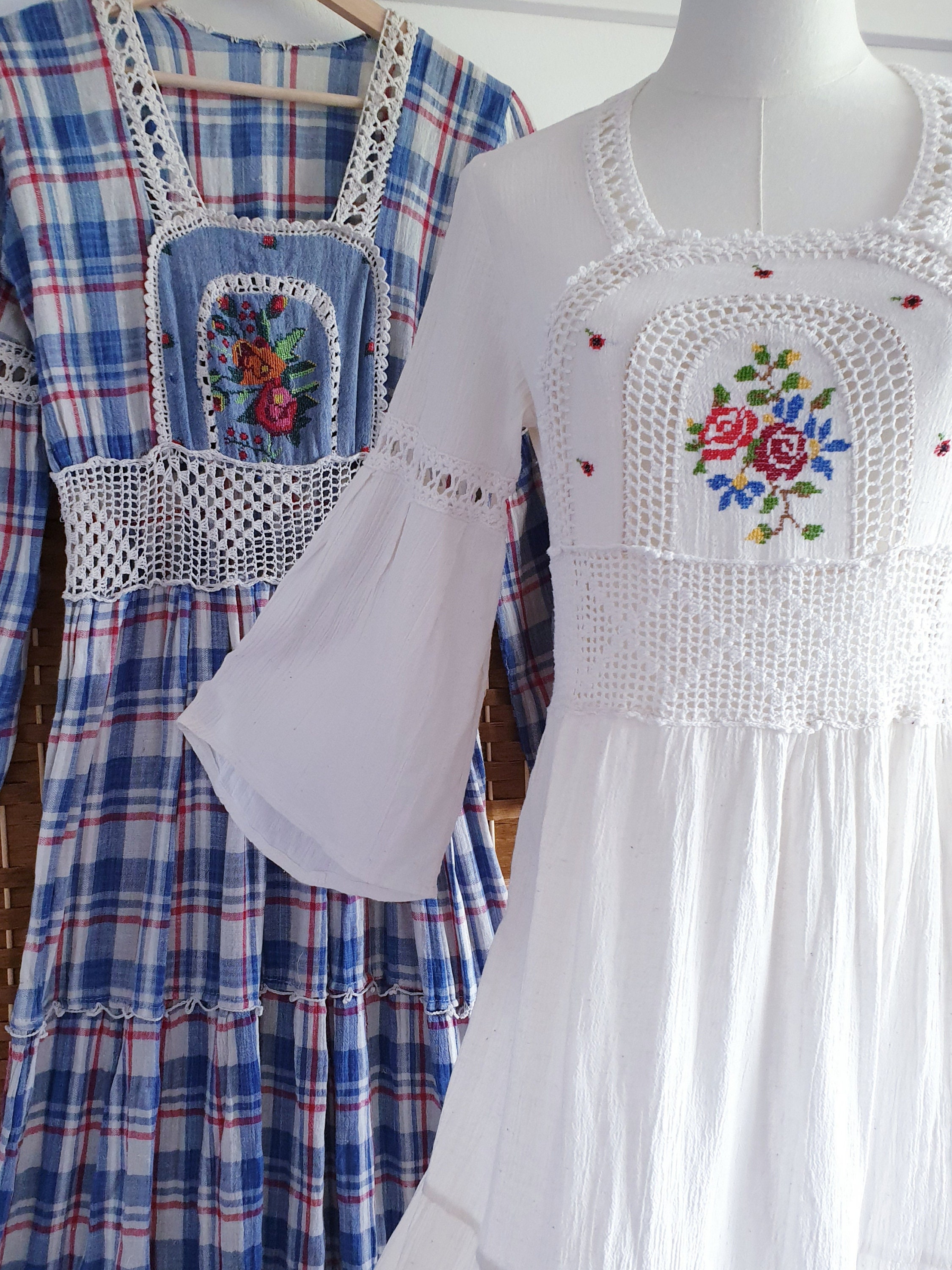 ワンピース 70s Floral Cotton Gauze Dress Vintage Gauzy Cotton Floral Print Empire Waist Maxi Dress
