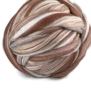 Superfine merino wool roving 19 microns  4 oz,color blend (St-Martin)