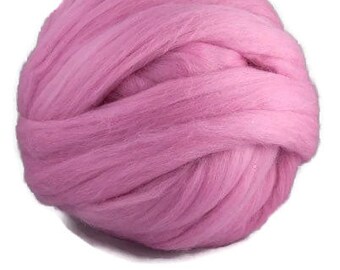 Superfine Merino wol roving 19 micron, kleur: Cyclamen