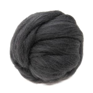 VERKAUF! 21.5mic Merino Wolle Kammzug , Farbe: Salt & Pepper (meliert)