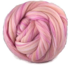 Superfine merino wool roving 19 microns  4 oz,color blend (Mademoiselle)