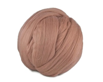 Merino wool roving,19 microns, color: Lace