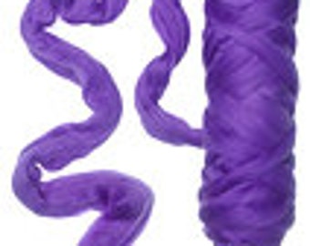 Superfine merino wool roving,  19 microns ,Colour: Dark Lavender