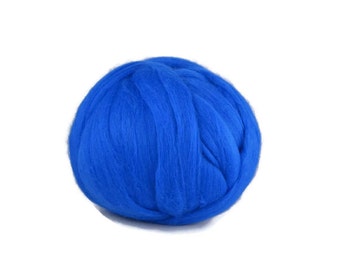 Merino wool roving 19 micron: peacock (superfine)