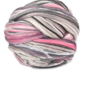 Superfine merino wool roving 19 microns 4 oz, color blend (Jazz)