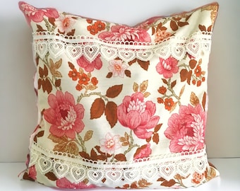 Shabby Chic Vintage Style Rectangular Printed Quilted Cotton