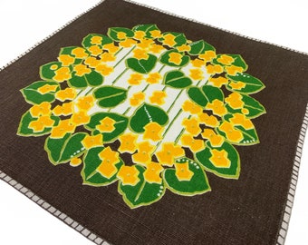 Swedish vintage squared table topper / tablecloth. Made in Sweden in 1960s. Scandinavian design, brown w. floral pattern on cotton canvas