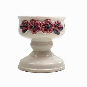 Vintage candle holder ceramic block designed by Rosa Ljung for Deco Helsingborg. Vintage made in Sweden in the 1970s. Floral 3D pattern.