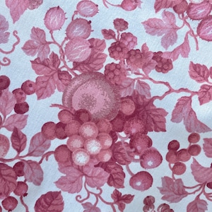 Fantastic vintage fabric Botanical fabric Swedish textile Mod retro pattern Romantic Pink and white Floral print sewing Scandinavian design