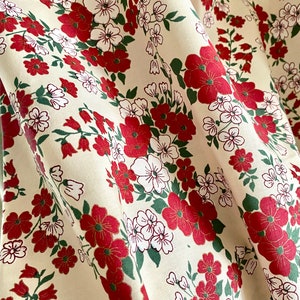 Fantastic vintage fabric floral print from 1970s Scandinavian design High quality, cotton fabric. Sewing Cushion fabric for retro lovers