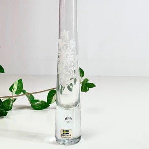 Bergdala Scandinavian glass vase. Handmade Swedish vintage. Hand painted floral pattern. 1960s. Retro Mid century modern Scandinavian.