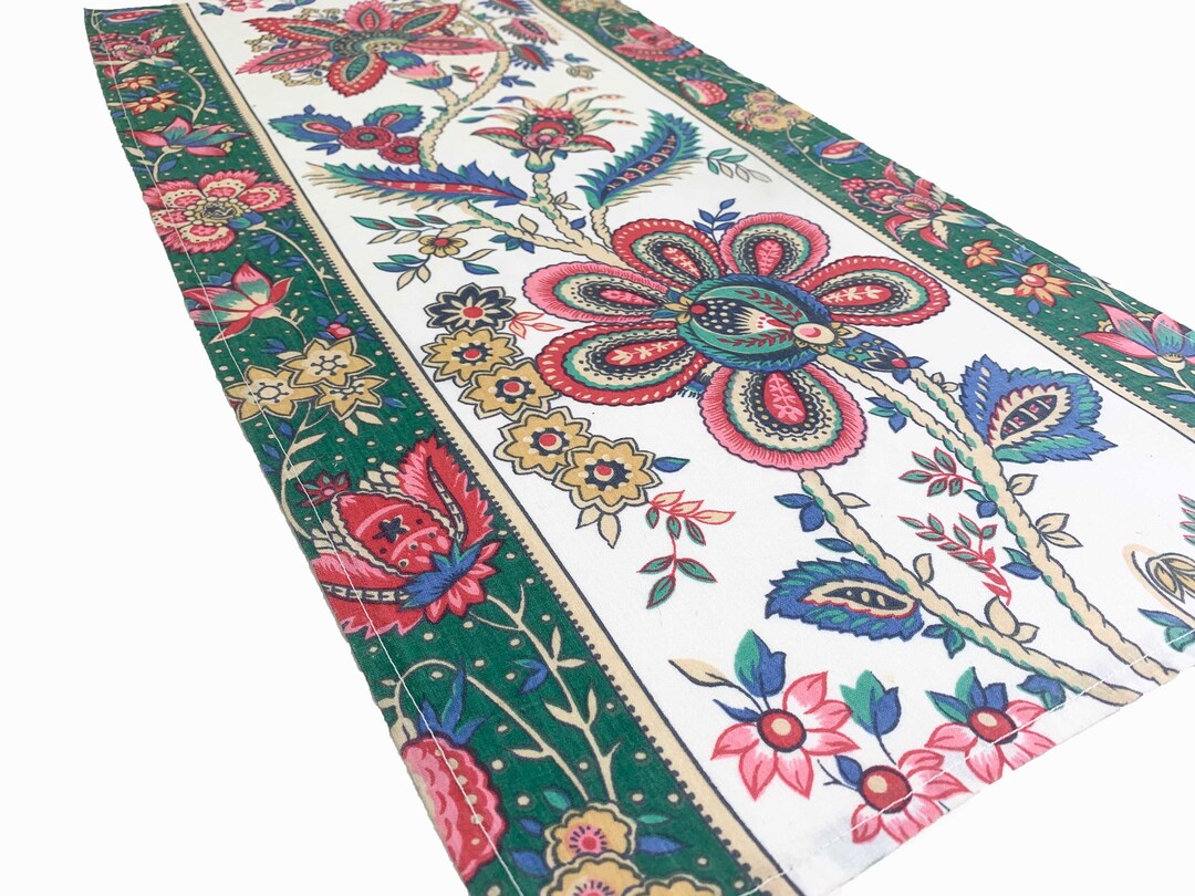 Vintage Floral Table Runner From the 1970s With Stylized Etsy