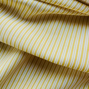 Fantastiskt vintagetyg med bränd gul randig färg, högkvalitativt tyg, retrotyg, skandinavisk design, svensk bomullstextil bild 4