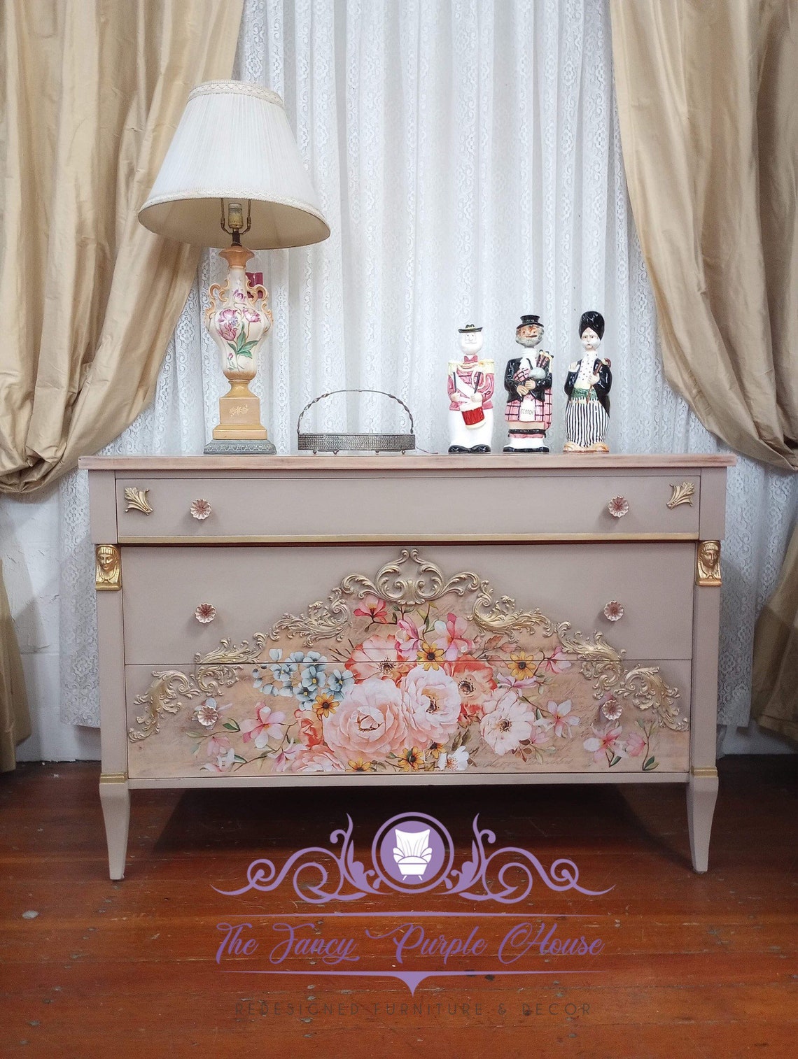 Dixie Belle Chalk Paint NO VOC Chalk Paint for Furniture and