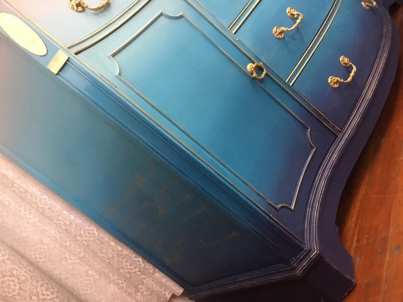 Dixie Belle Chalk Paint NO VOC Chalk Paint for Furniture and