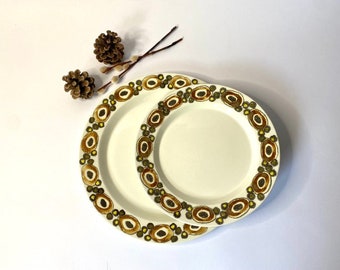 Royal Copenhagen Nucella Plate Set – Danish Modernist Tableware