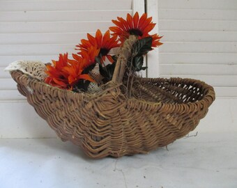 Vintage Twig Buttocks Basket, Handmade, Gathering Basket, Egg Basket, Basket Weaving Folk Art