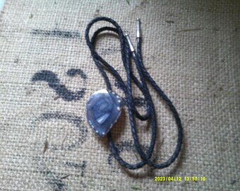 Western Agate Bolo Tie - Pear Stone, Silver Tips