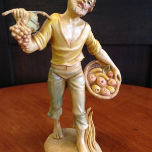 Fontanini Italian Figurine Fruit Picker 6 1/2&quot; Tall Depose 613 Good Condition Collectable