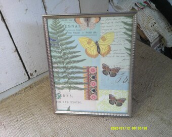 Vintage 8 x 10 Gold Picture Frame with Kick Stand