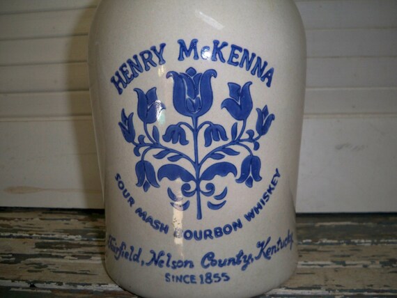 Half Gallon Henry Mckenna, Sour Mash Bourbon Whiskey, Fairfield