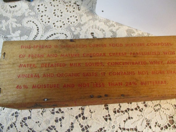 Windsor Club American Pasteurized Cheese Wood Box, Graphics on 5