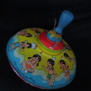 Vintage Ohio Art, 10 Little Indians Metal Toy Spinning Top
