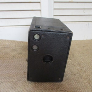 Vintage Brownie No. 2A Camera Eastman Kodak Co. Industrial Box Camera- Vintage Photography Photo Prop 1930&#39;s