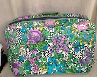 Vintage Canvas Overnight Carrier Green Purple and Pink 1960s