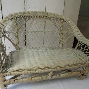 Vintage docksoffa i rotting/vintage, vit rotting, docksoffa, present till flicka, heminredning
