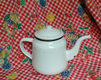 Country French Enamel White Tea Pot, Curved Spout, With Matching Lid, Quart size