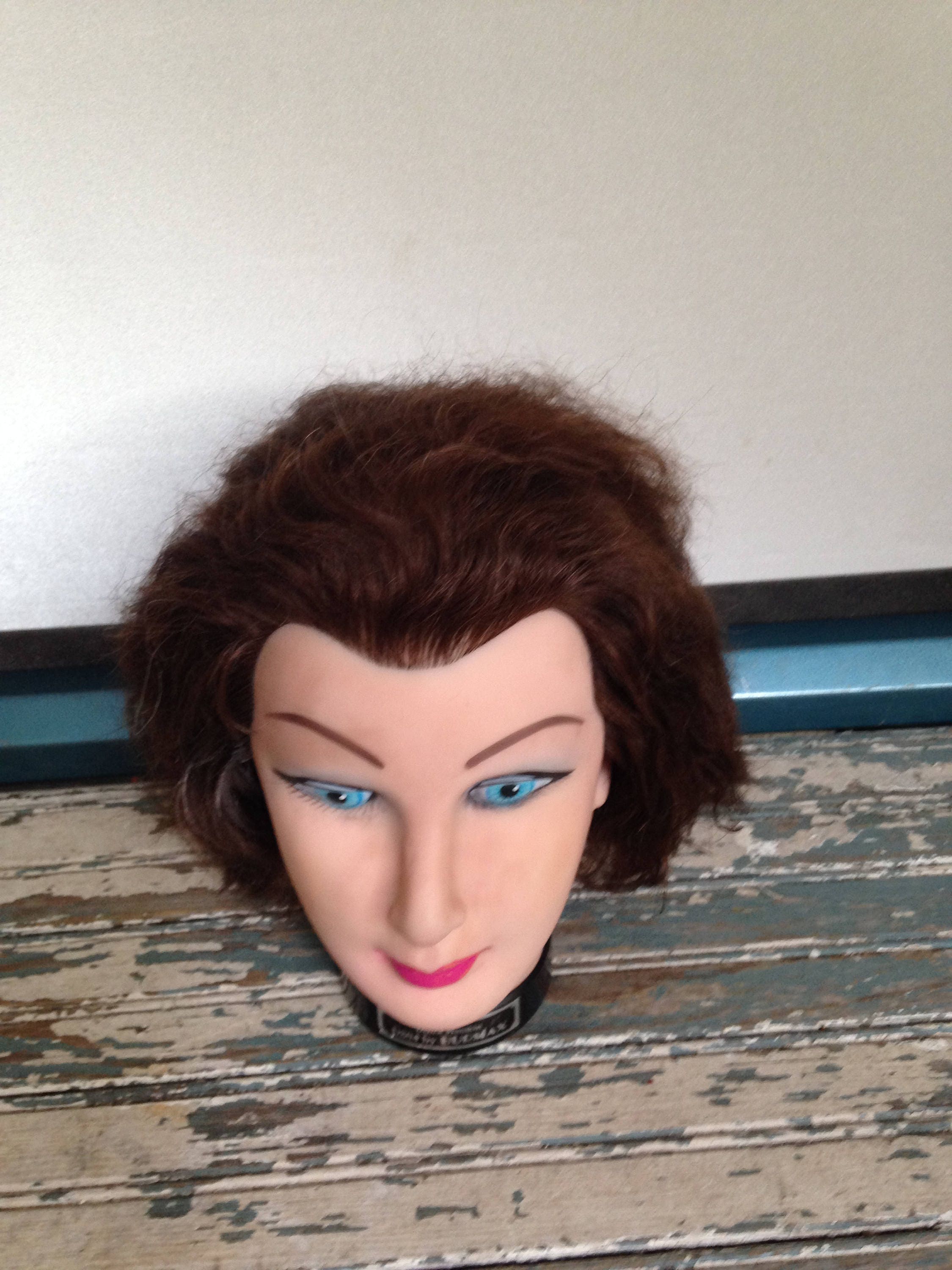 Burmax Debra Manikin Cosmetology hair styling Mannequin Head Human Hair –  St. John's Institute (Hua Ming)