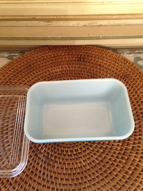 Lovely Vintage Loaf Pan # 34 Blue on White SNOWFLAKE Garland Pattern 1960/'s Great Size Perfect Pyrex Ovenware Desirable Design