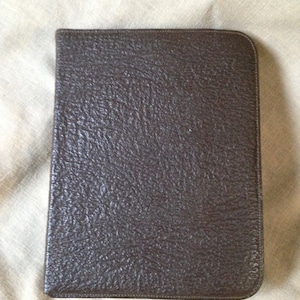 Genuine Top Grain Cowhide Mans Travel Case Men Toiletry Vanity Set 7 Piece Set