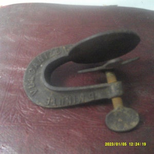 Vintage Klemme, Große Klemme, Eisenklemme, Verstellbare Schraubstockklemme, Große Vulkanisierklemme, Reifenpannenklemme, Handpressenklemme, Vulkanisierklemme