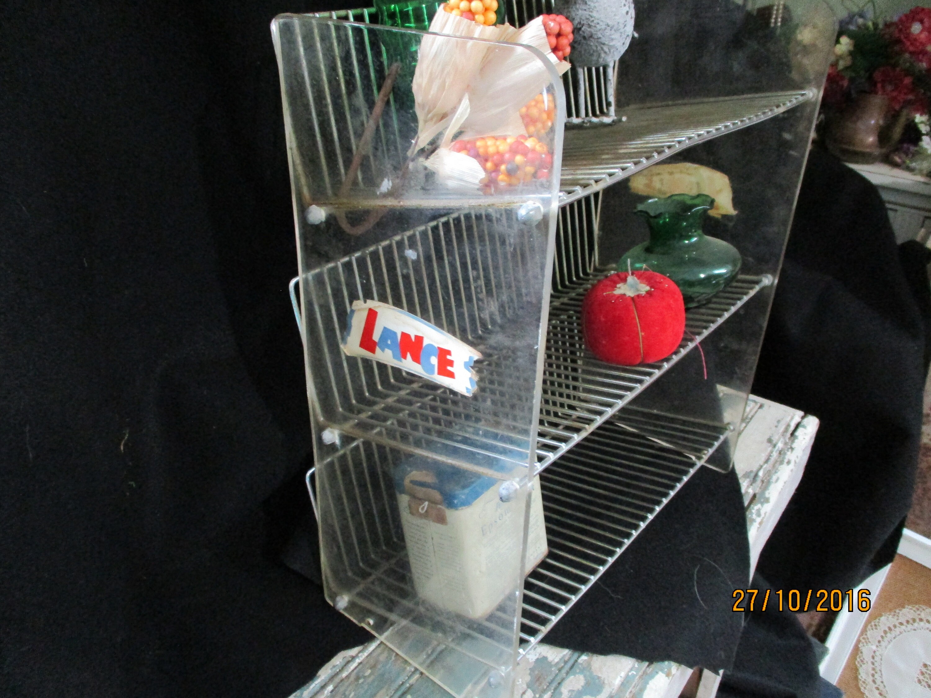 Lance Display Rack, 14