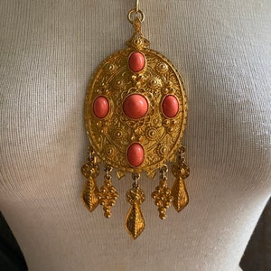 Vintage Designer Kenneth Lane KJL Kenneth Jay Lane Ornate Etruscan Statement Runway Pendant Necklace Peach Coral Lucite Cabochons Signed