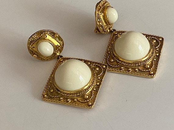 Designer Etruscan Kenneth Lane KJL White Cabochon… - image 7