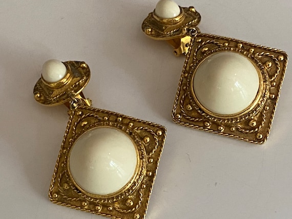 Designer Etruscan Kenneth Lane KJL White Cabochon… - image 1