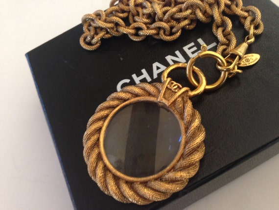 Stunning Haute Couture CHANEL COCO Vintage Gold Tone 