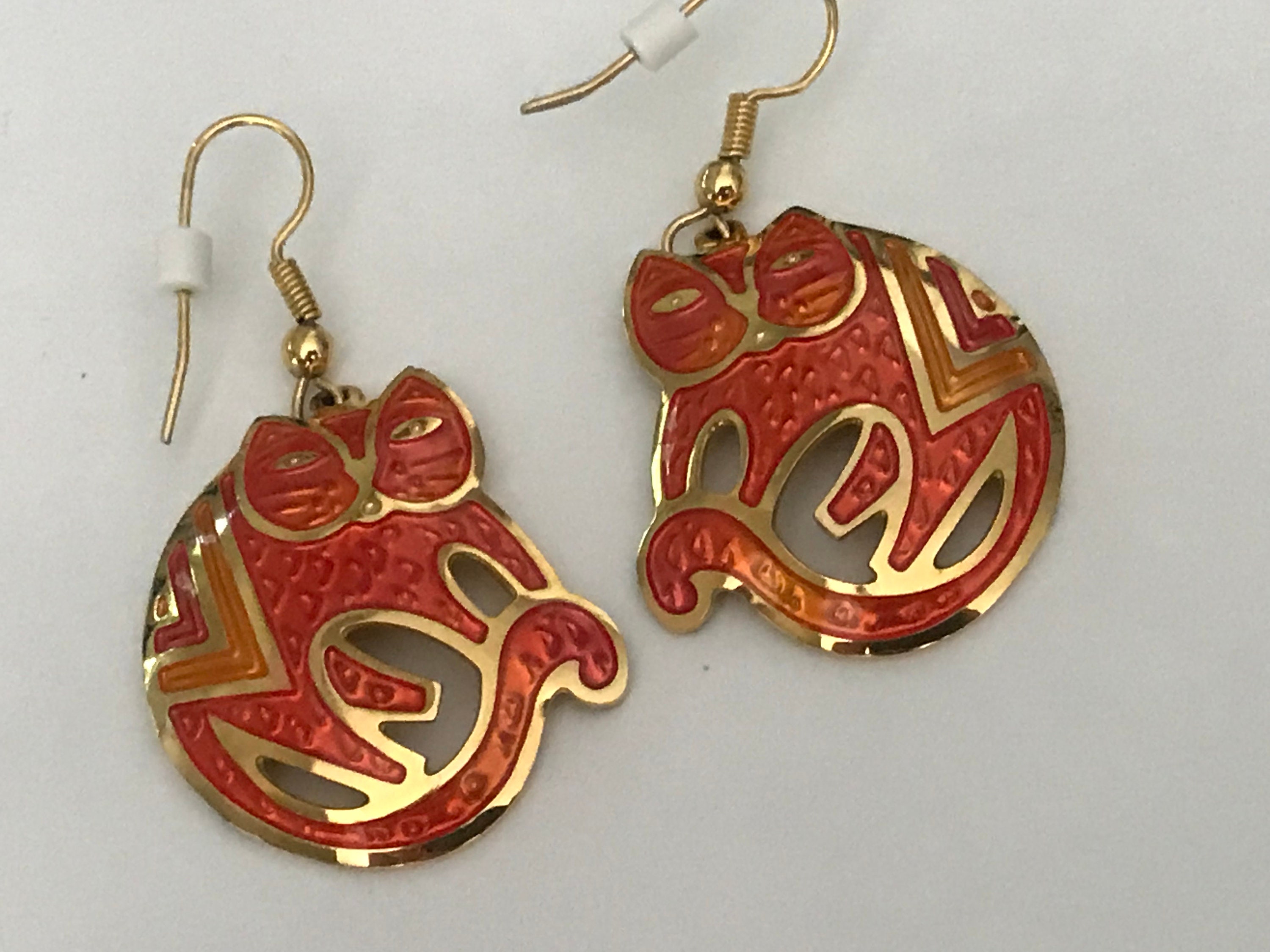 Vintage Designer Edgar Berebi Enamel Kitty Cat Feline Dangle Pierced