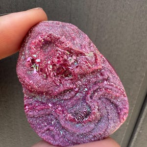 Druzy Chalcedon - druzy Aura Kristalle - aura Rosette Chalcedon Kristall - pink und lila Aura Kristalle - Aurora Kristalle
